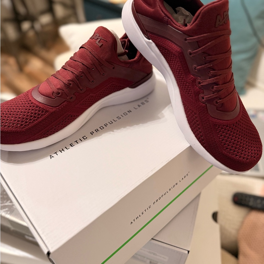 APL Burgundy Techloom Tracer Athletic Shoes; NWT Men’s 10.5 (Women 12)